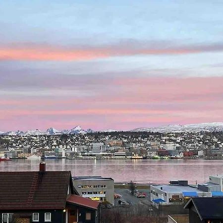 Cosy Flat Near Cable Car And The Arctic Cathedral Appartement Tromsø Buitenkant foto
